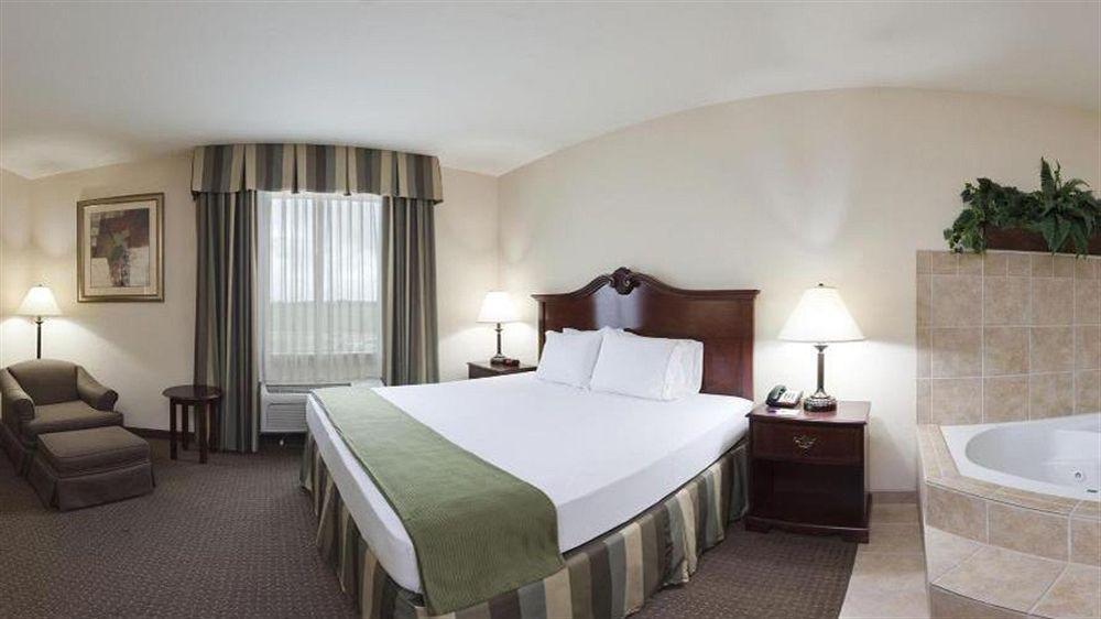 Holiday Inn Express Hotel & Suites Woodward Hwy 270 By Ihg Eksteriør billede