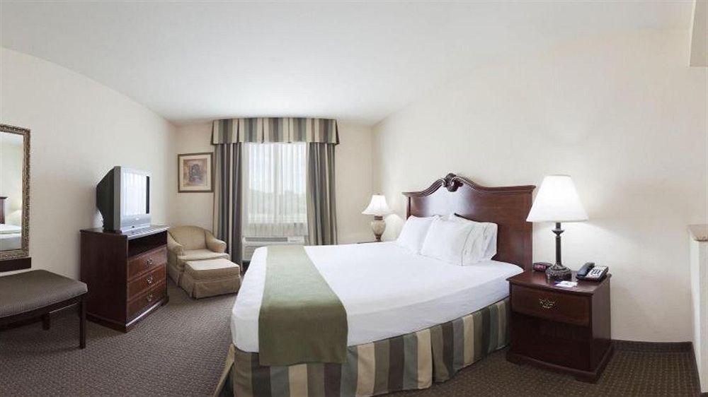Holiday Inn Express Hotel & Suites Woodward Hwy 270 By Ihg Eksteriør billede