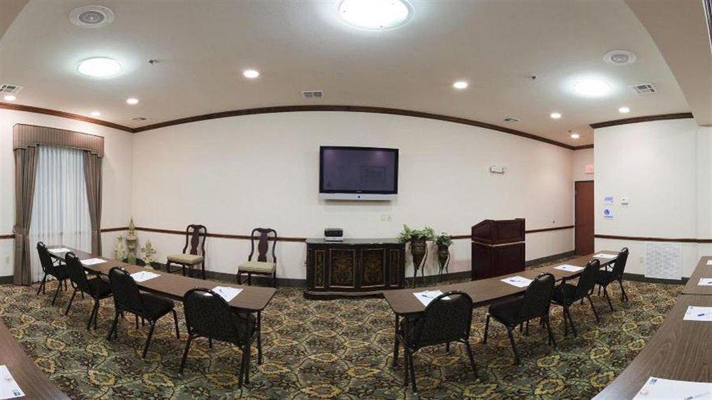 Holiday Inn Express Hotel & Suites Woodward Hwy 270 By Ihg Eksteriør billede