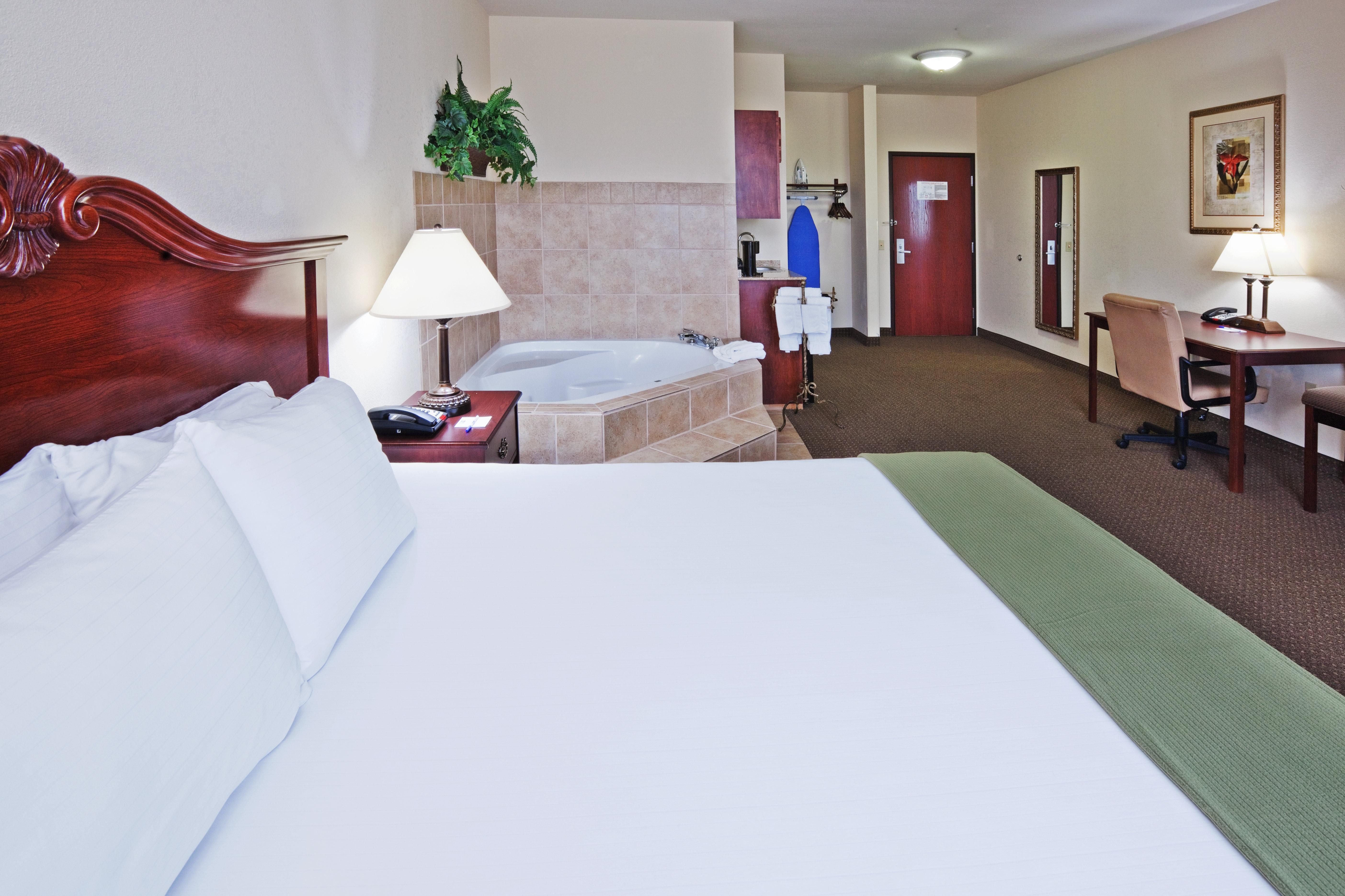 Holiday Inn Express Hotel & Suites Woodward Hwy 270 By Ihg Eksteriør billede