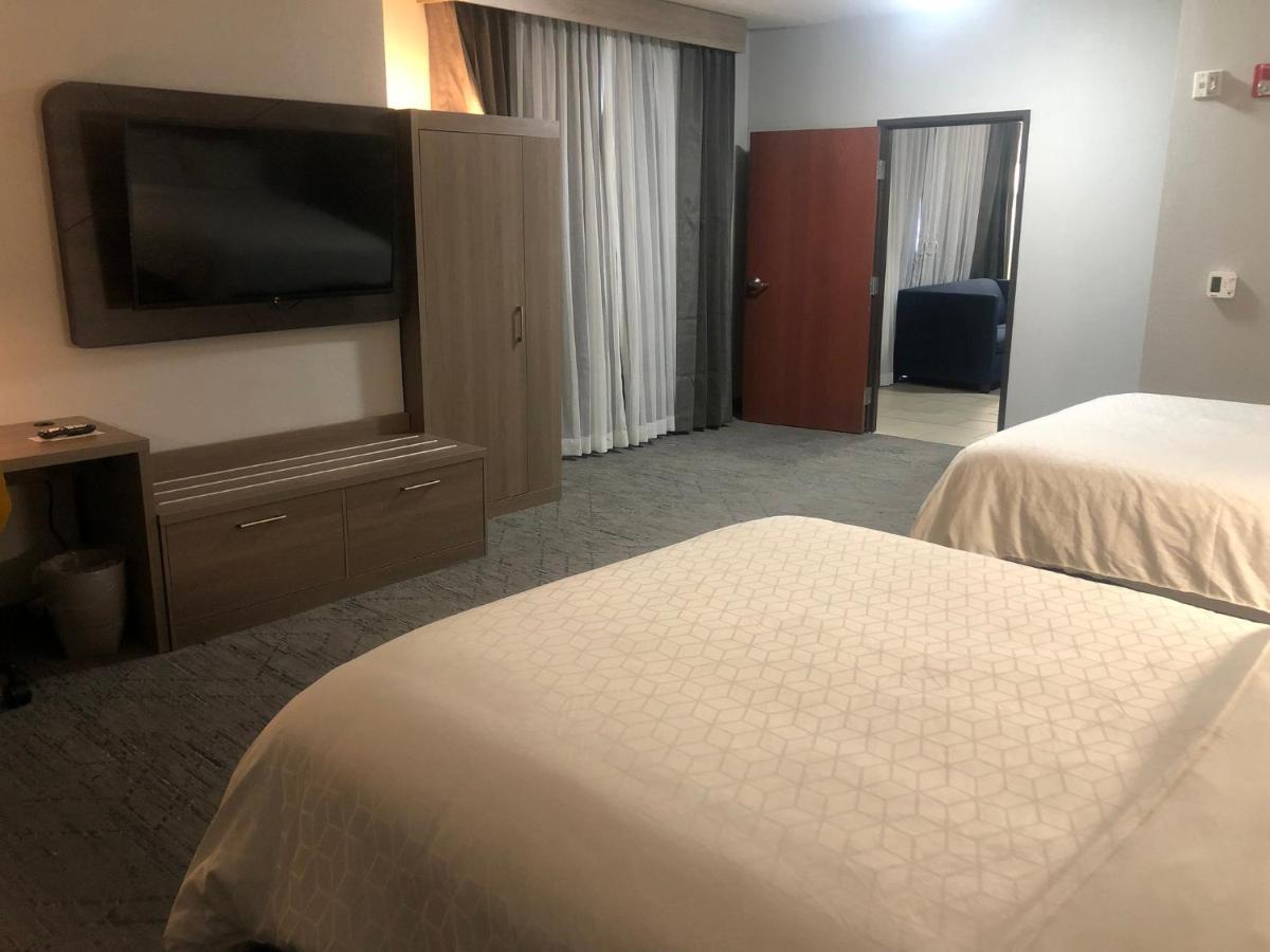 Holiday Inn Express Hotel & Suites Woodward Hwy 270 By Ihg Eksteriør billede