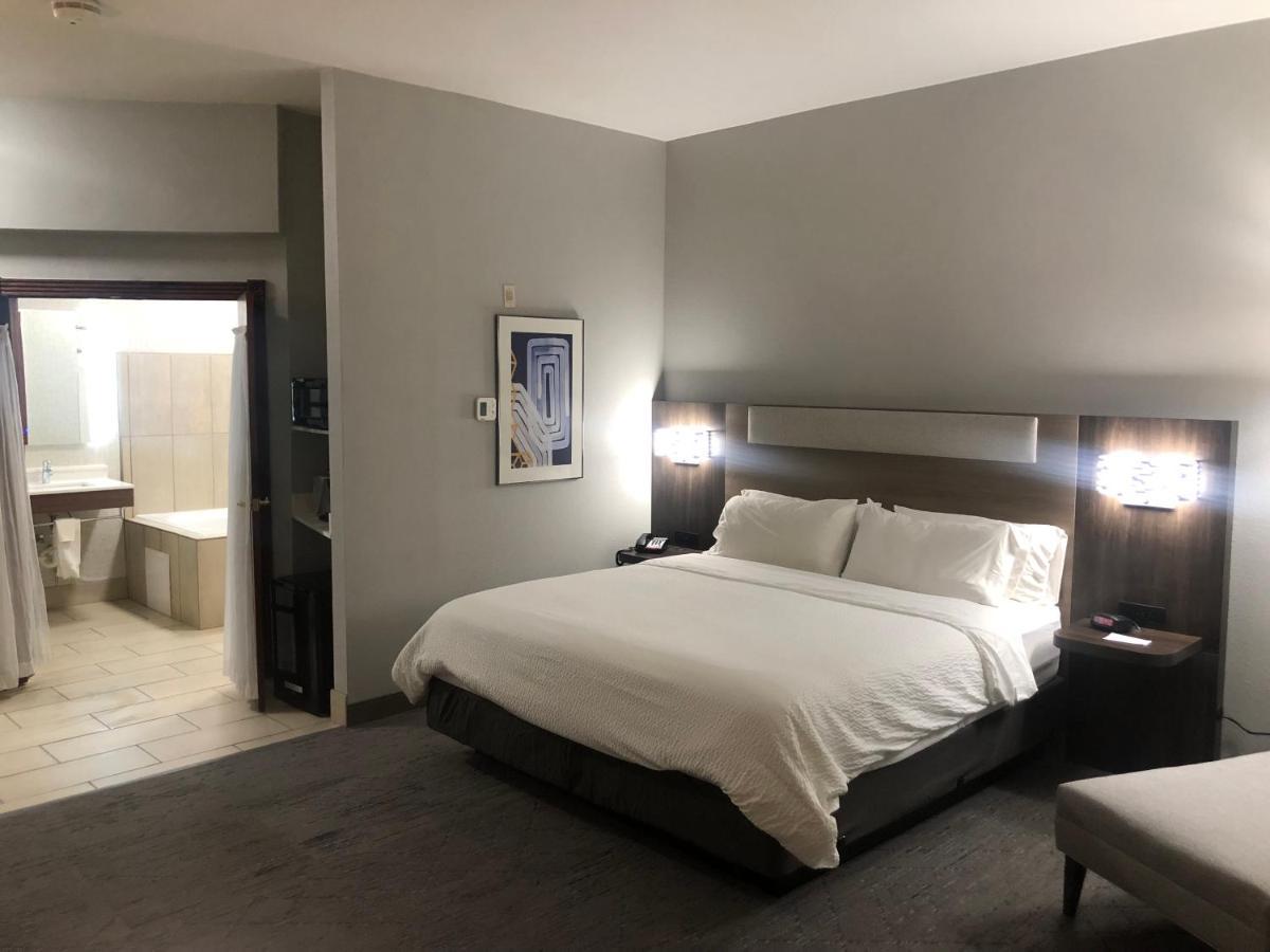 Holiday Inn Express Hotel & Suites Woodward Hwy 270 By Ihg Eksteriør billede